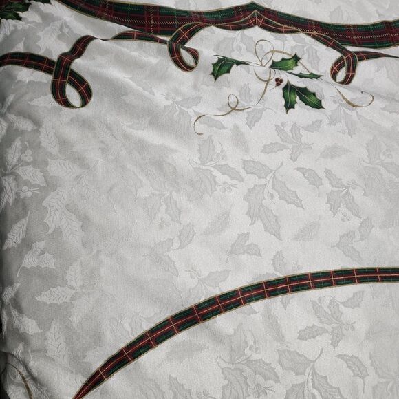 Lenox Tablecloth 106" X 156" Holiday Cotton Blend Christmas Cream Ribbon Holly - Picture 2 of 6
